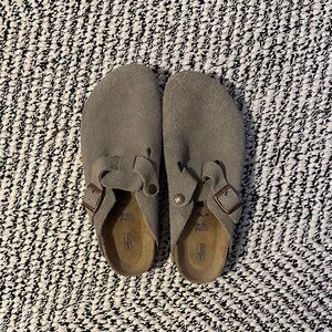 Birkenstock Boston 39 (Narrow Version) New without box